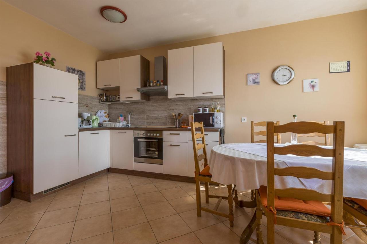 Apartments Dragica Dramalj Ngoại thất bức ảnh