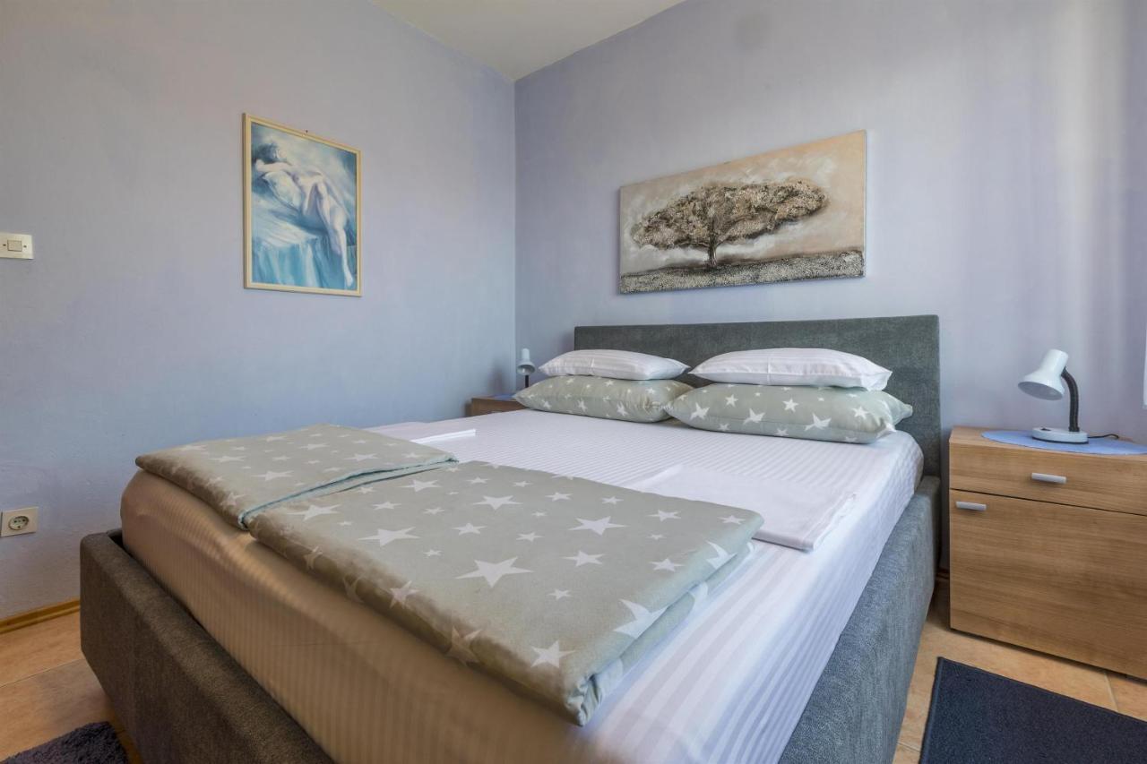 Apartments Dragica Dramalj Ngoại thất bức ảnh