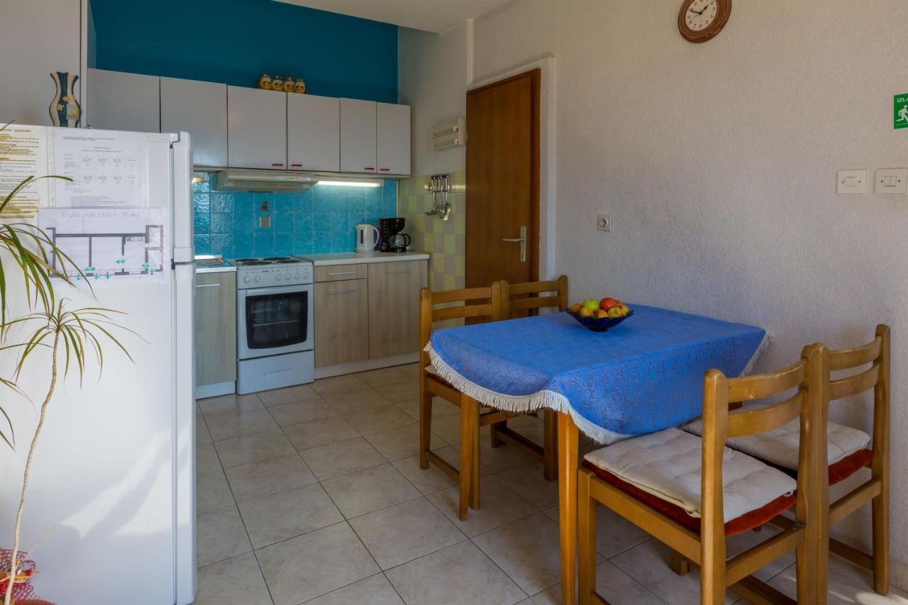 Apartments Dragica Dramalj Ngoại thất bức ảnh
